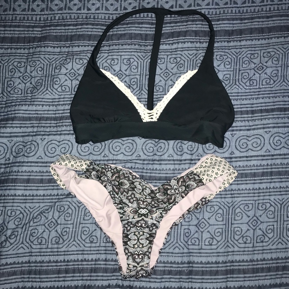 REVERSIBLE bikini set